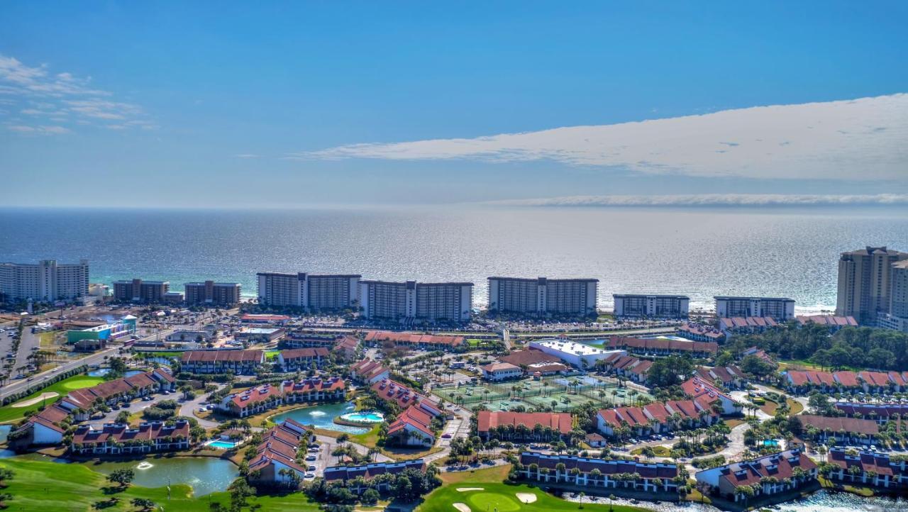 Edgewater Leeward 406 Apartment