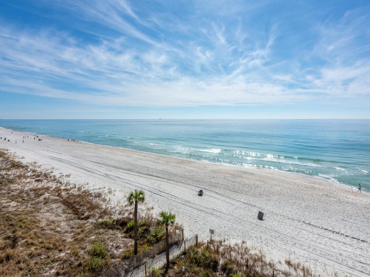 Edgewater Leeward 406